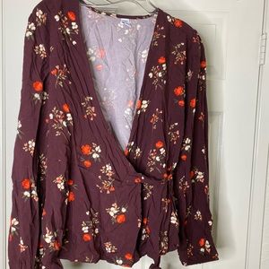 OLD NAVY OLX True Wrap blouse